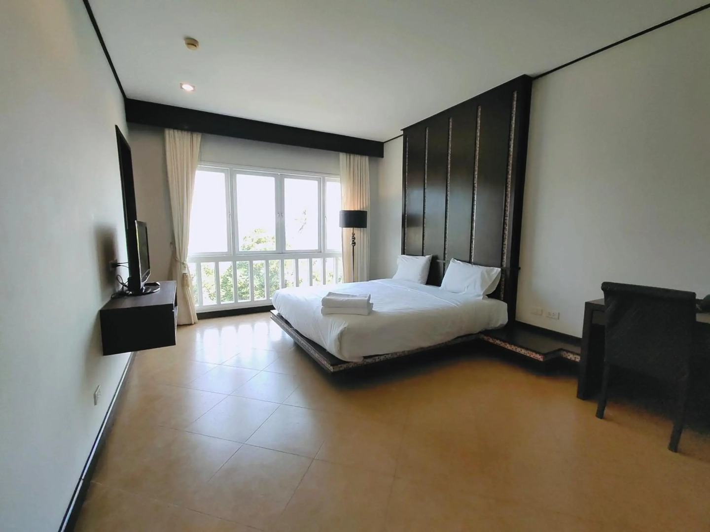 Ratana Hotel Chalong