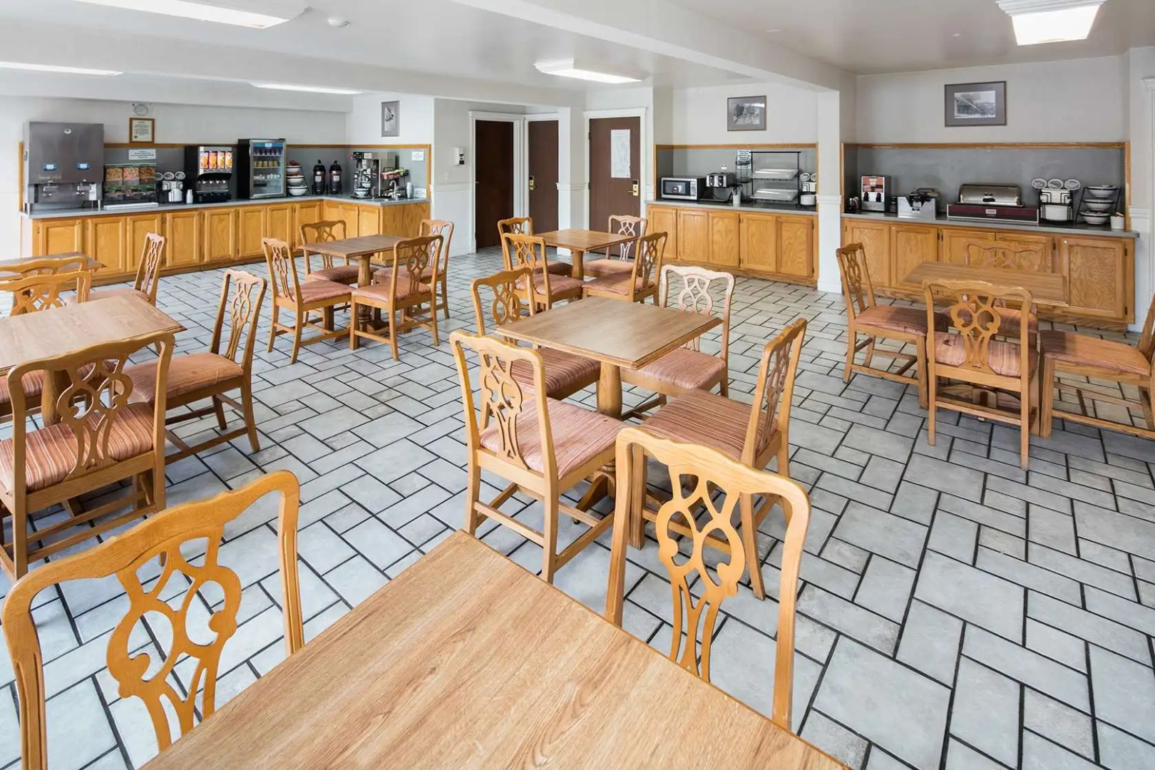 Red Lion Inn & Suites Auburn