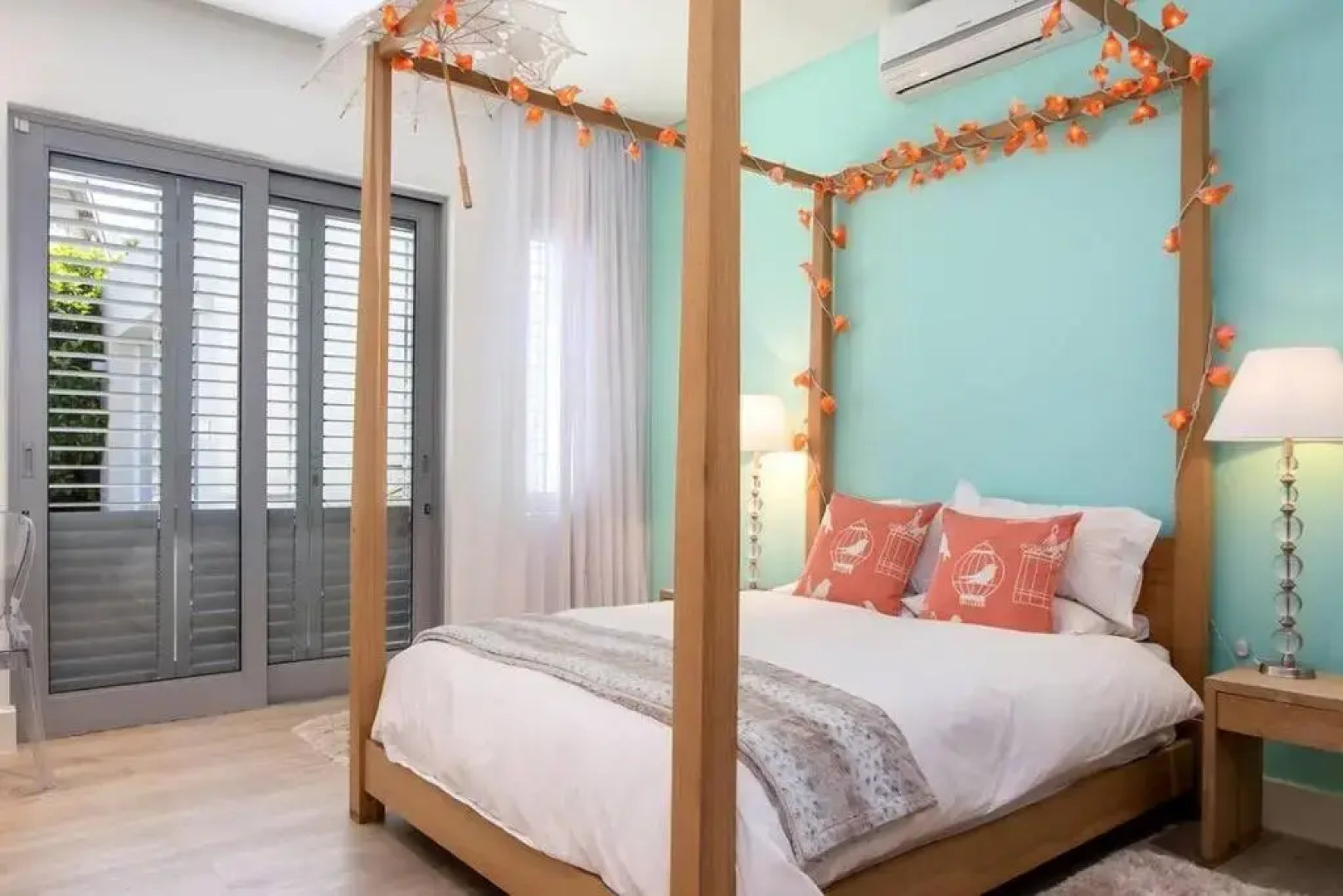 Stamford on Sea by Top Destinations Rentals