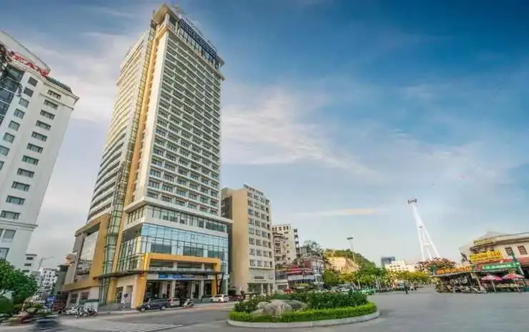 Hotel Soleil Ha Long – Trademark Collection by Wyndham