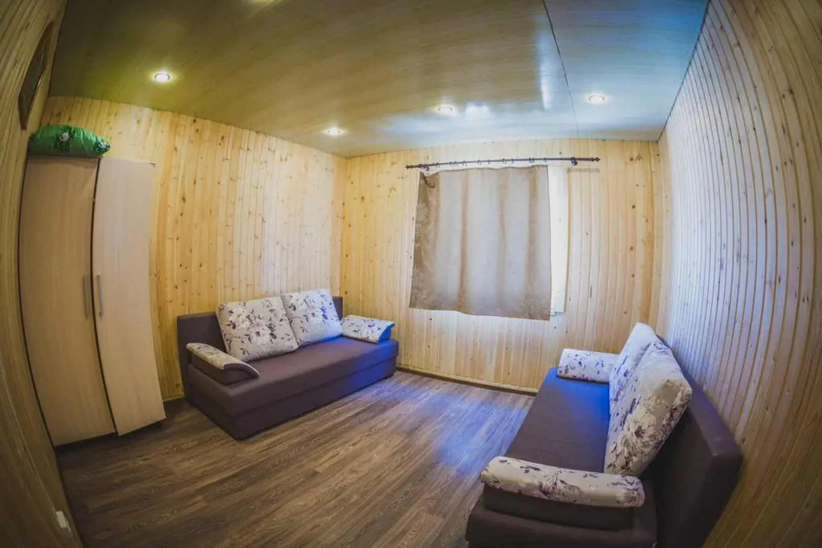 Baza otdikha Ekostrovskaya