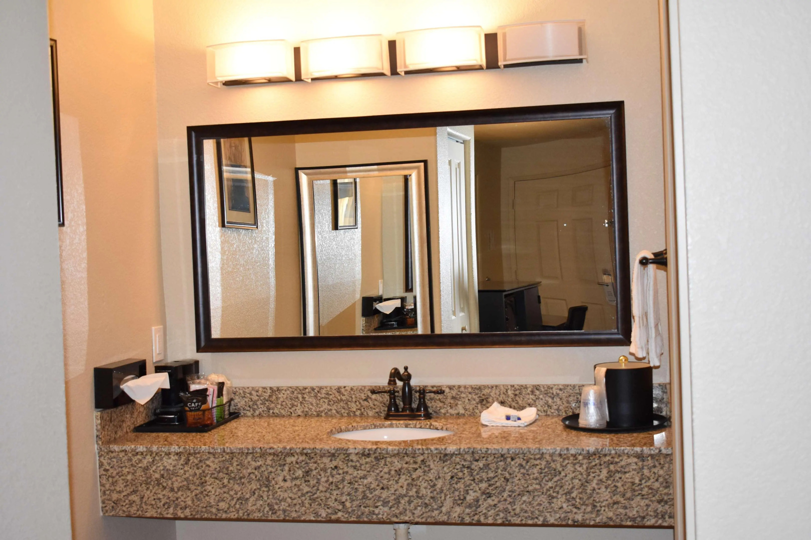 Best Western Apricot Inn