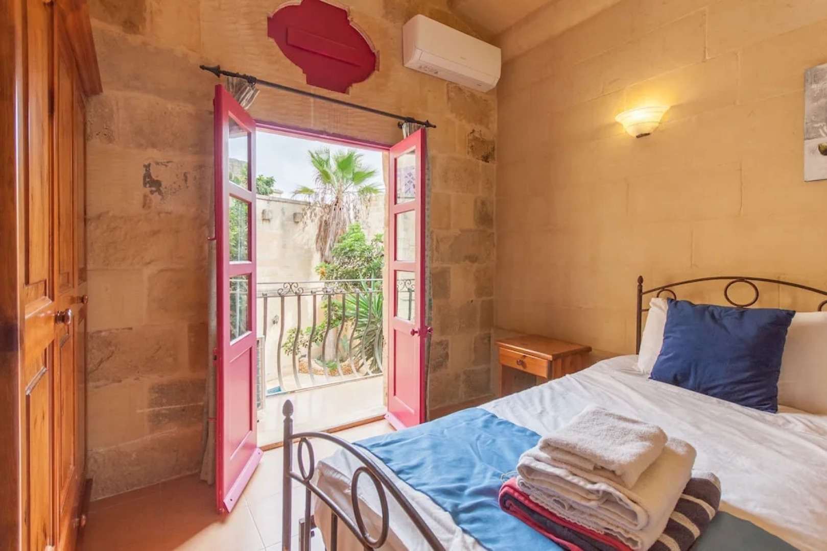 Gozitan Farmhouse Pool & Jacuzzi - PP 2