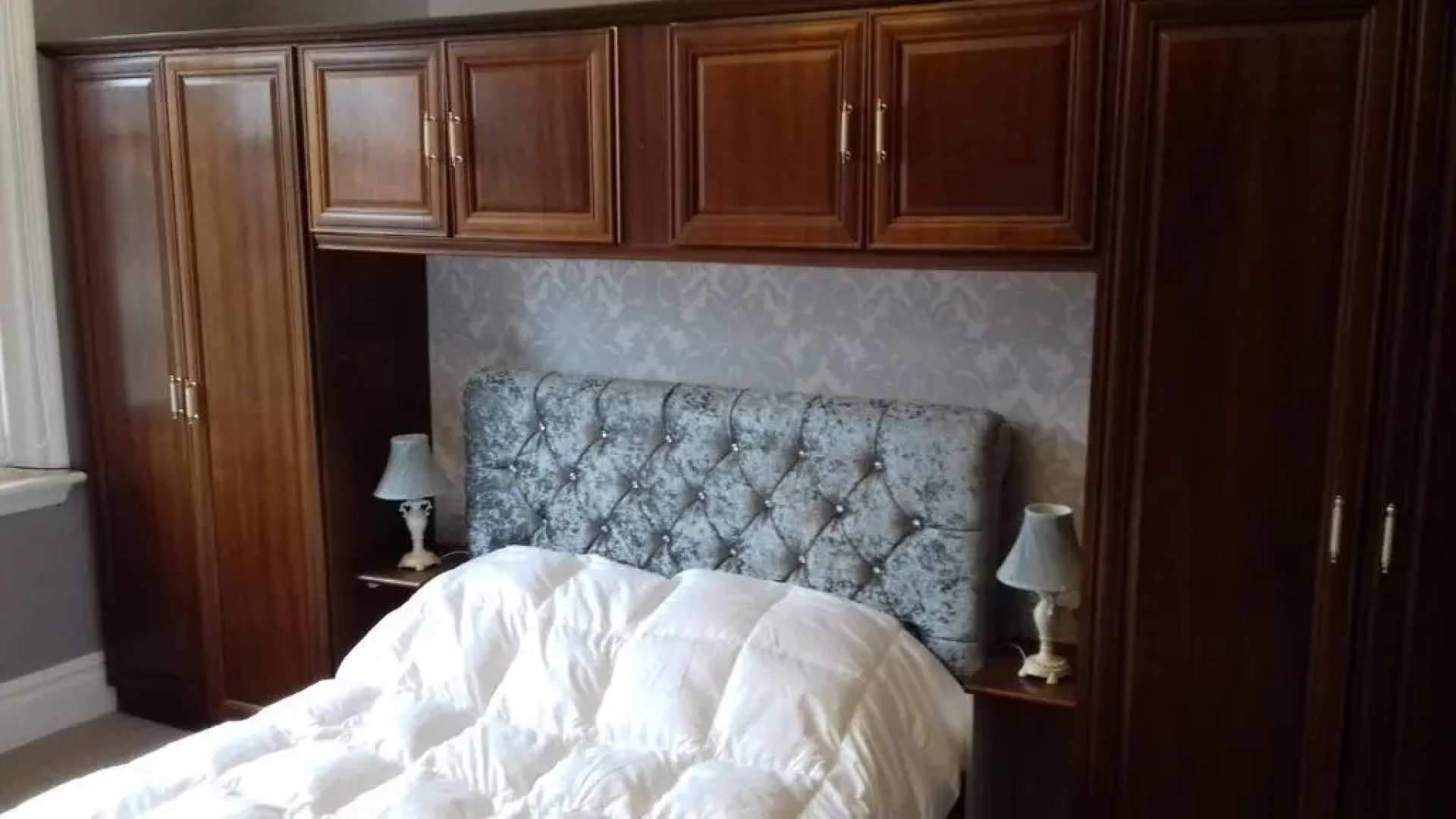 Lansdown House Bed & Breakfast