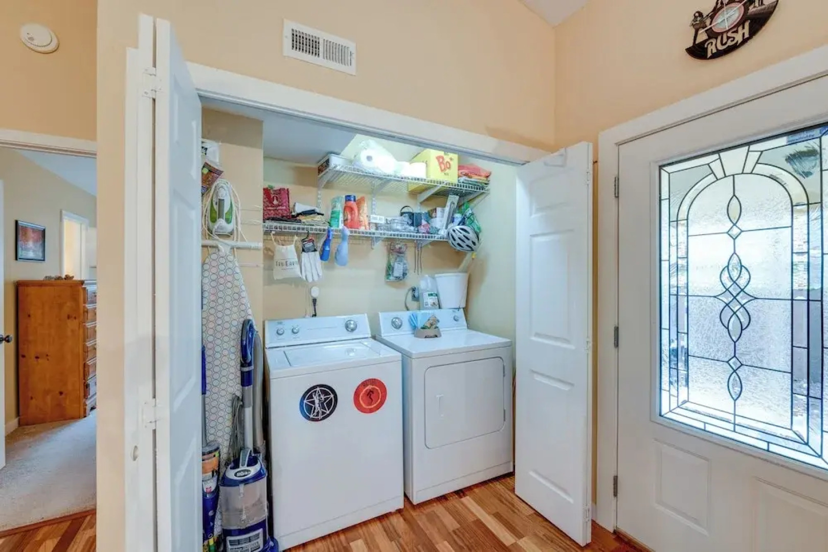 Franklin Cabin: Deck With Smoky Mountain Views!