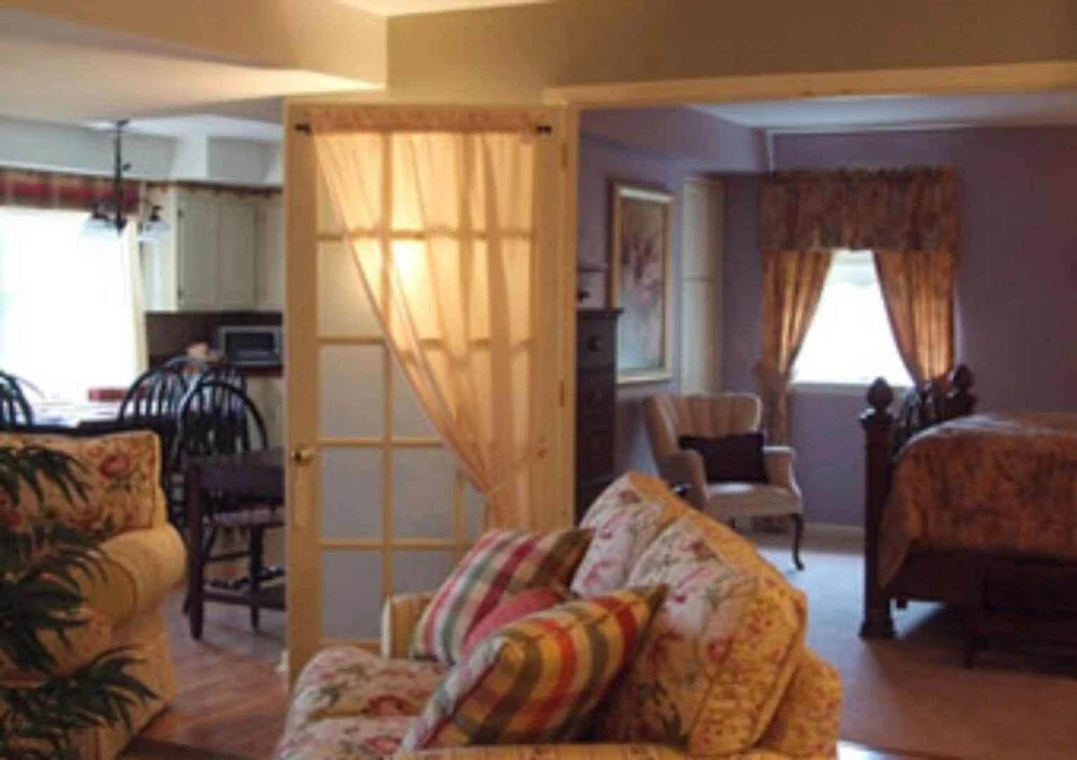 A Suite Escape Bed & Breakfast and Vacation Home