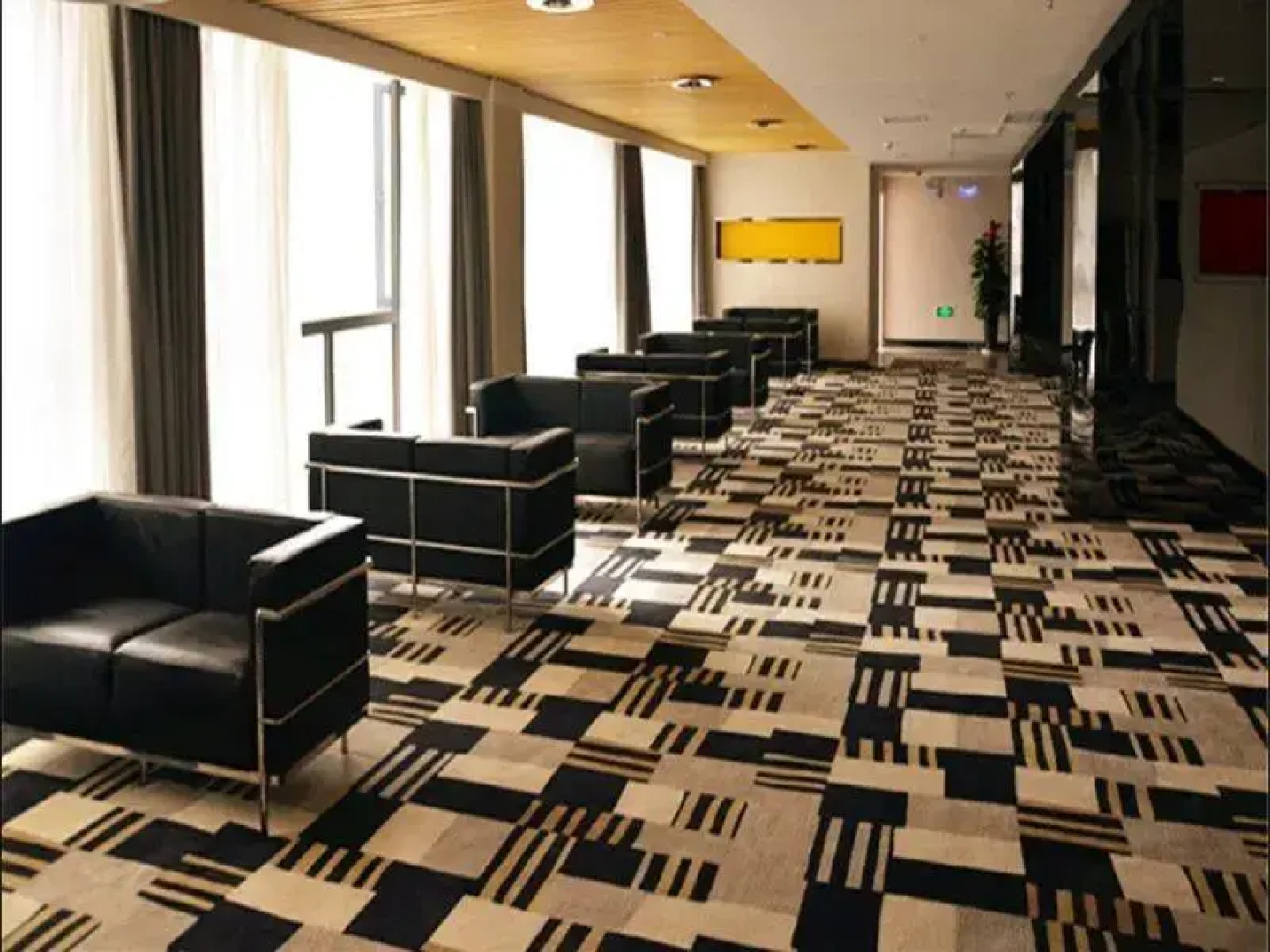 Moore Harbor Fashion Hotel