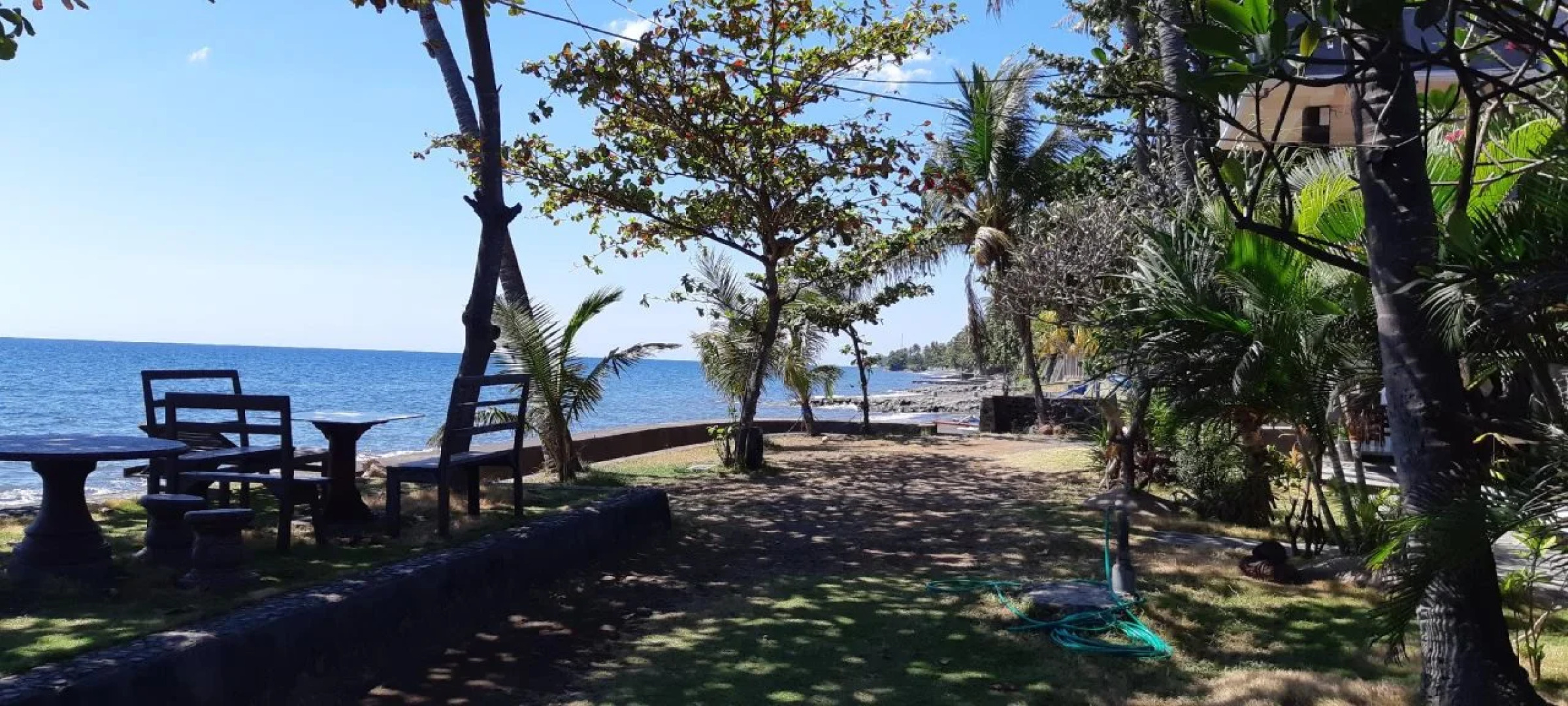 Hotel Tara Bar & Resto Air Sanih