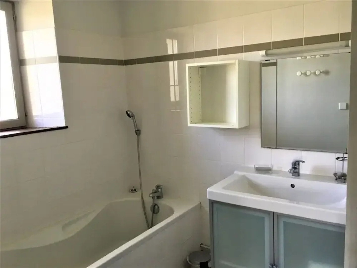 Villa in France With Private Pool & Garden