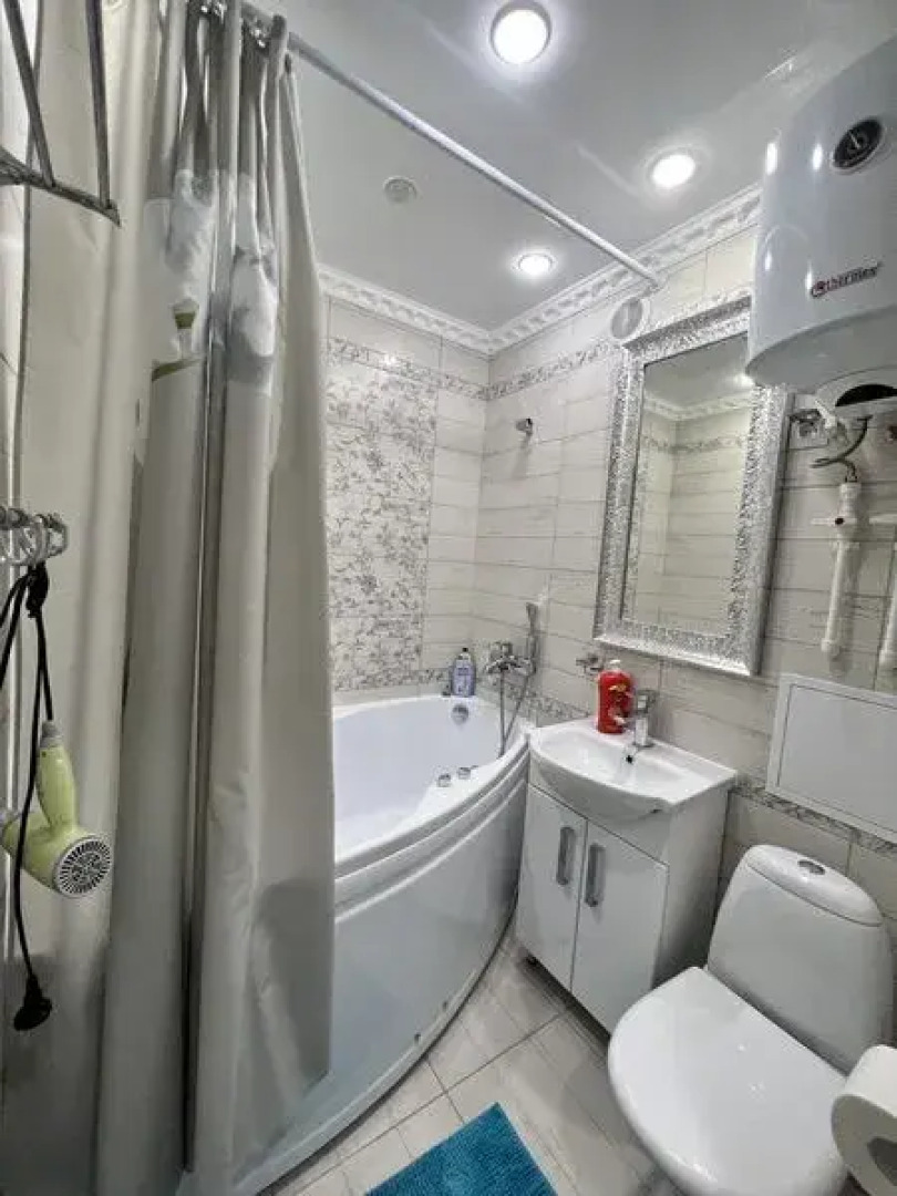 Апартаменты на проспекте Ленина,19