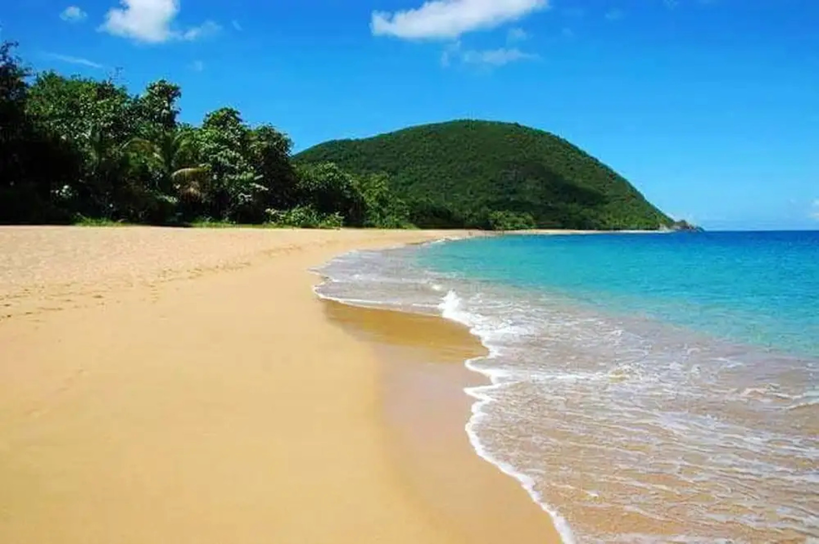 Apartment With 5 Bedrooms in Le Gosier, With Pool Access, Enclosed Gar