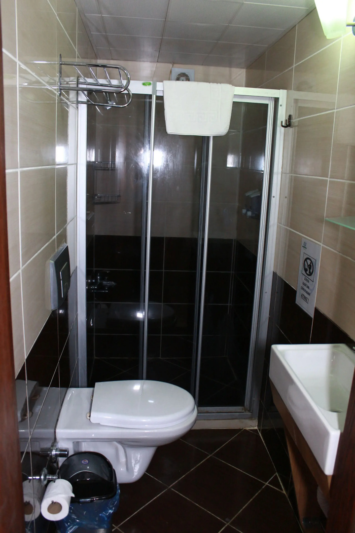 Sinopsis Resort Otel