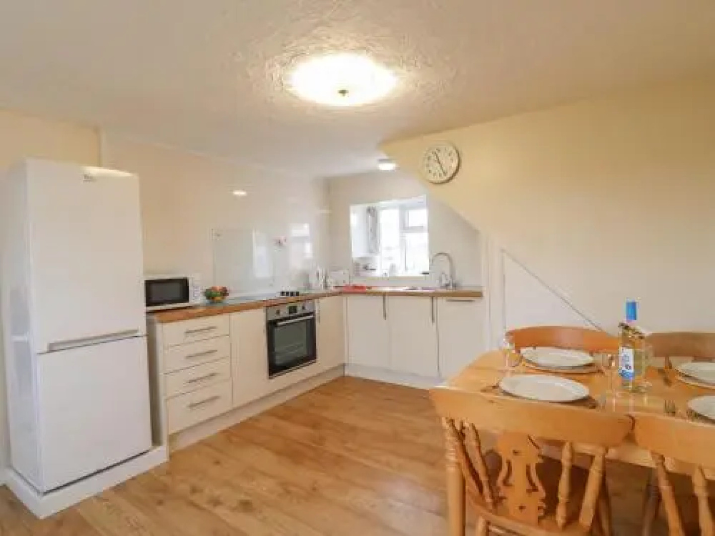 Cliff Farm No. 2 Cottage, BURTON BRADSTOCK