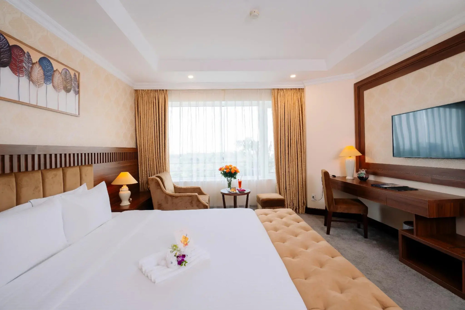 Muong Thanh Grand Phuong Dong Hotel
