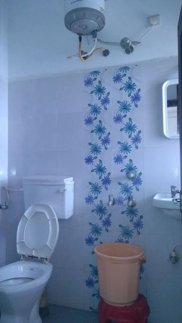 Iroomz Hotel New SS INN