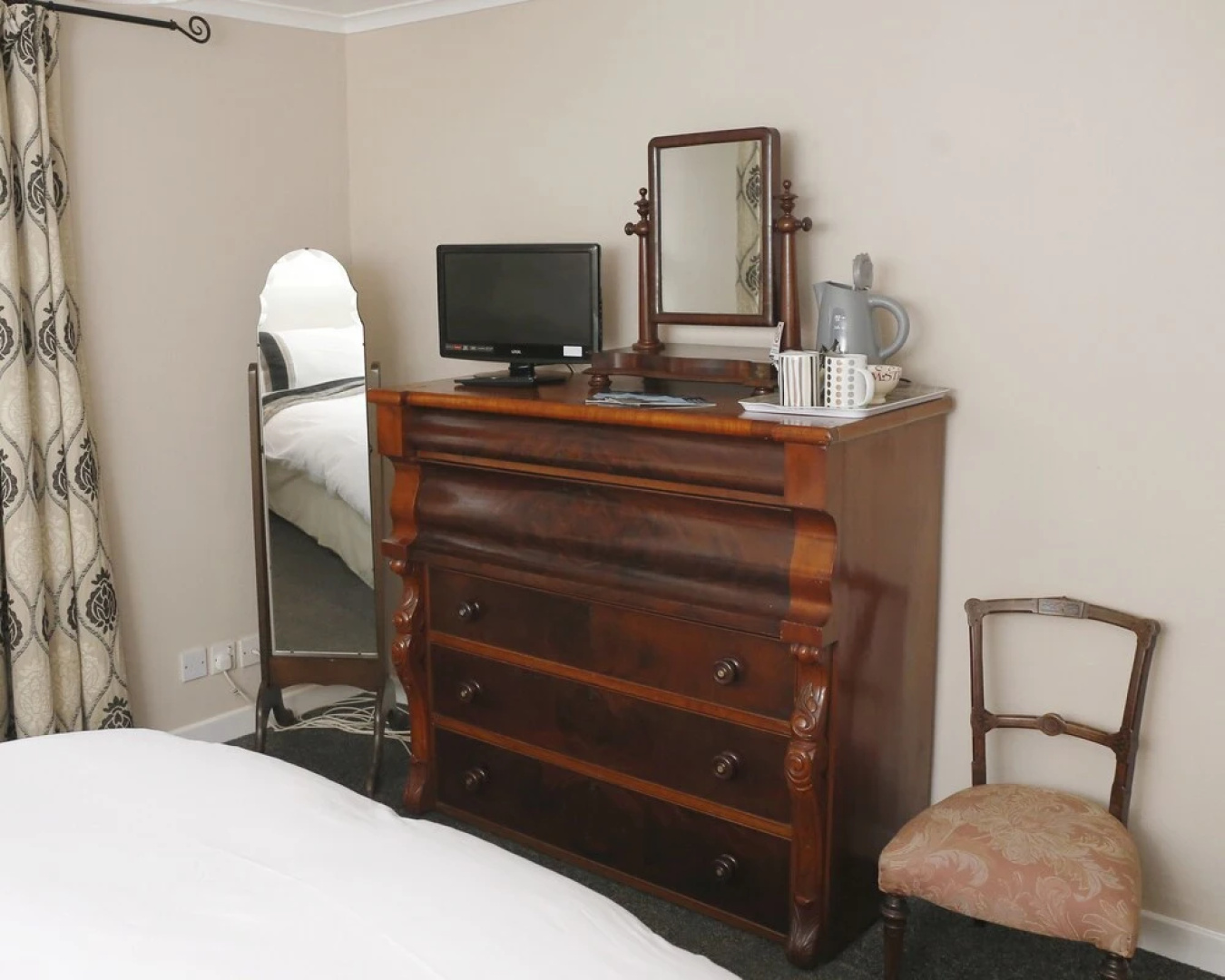 Dunning Hotel