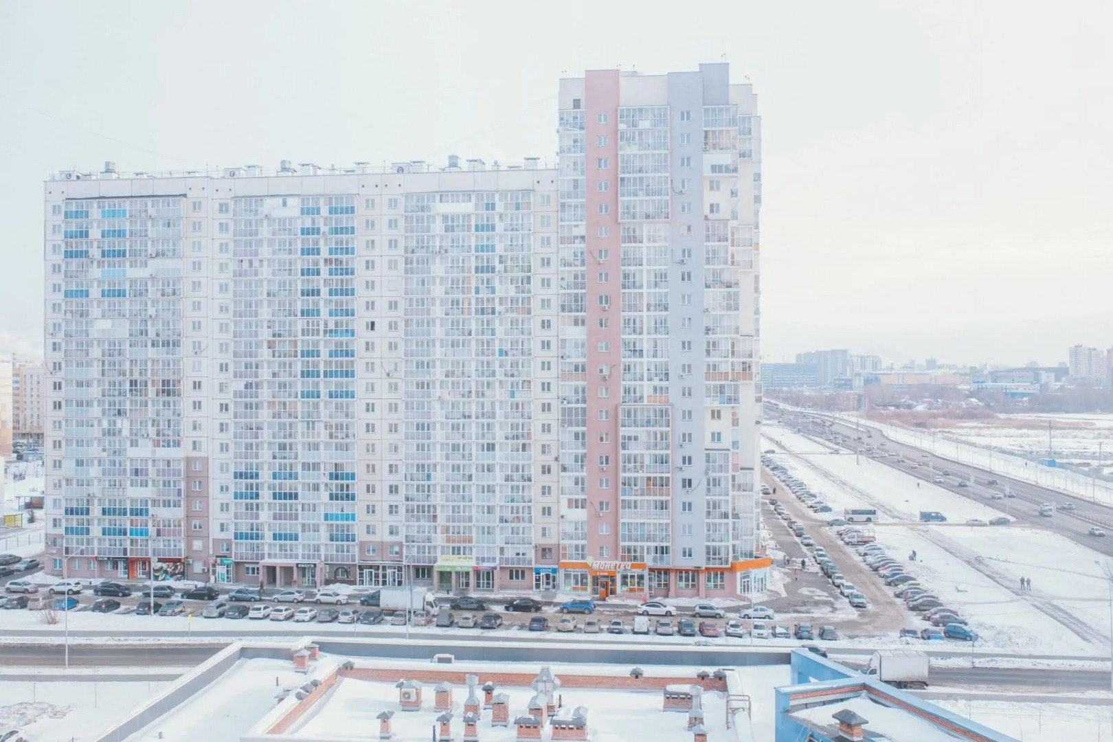 RoseAparts (РоузАпартс) на набережной Университетская 52