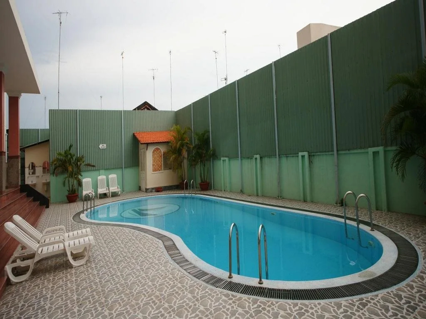 Ham Luong Hotel