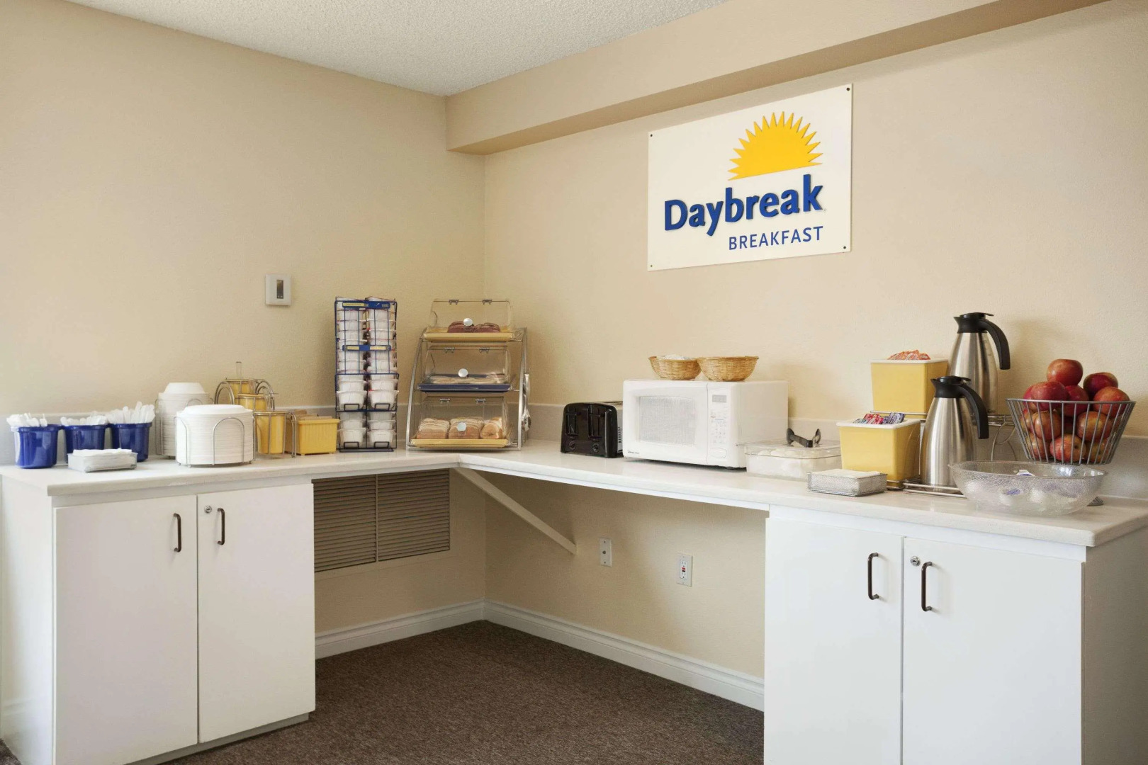 Days Inn by Wyndham Lacey Olympia Area