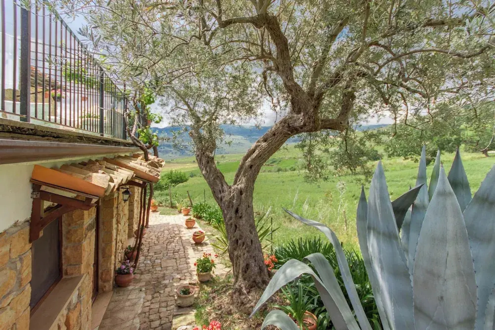 Villa Olmo With Private Pool