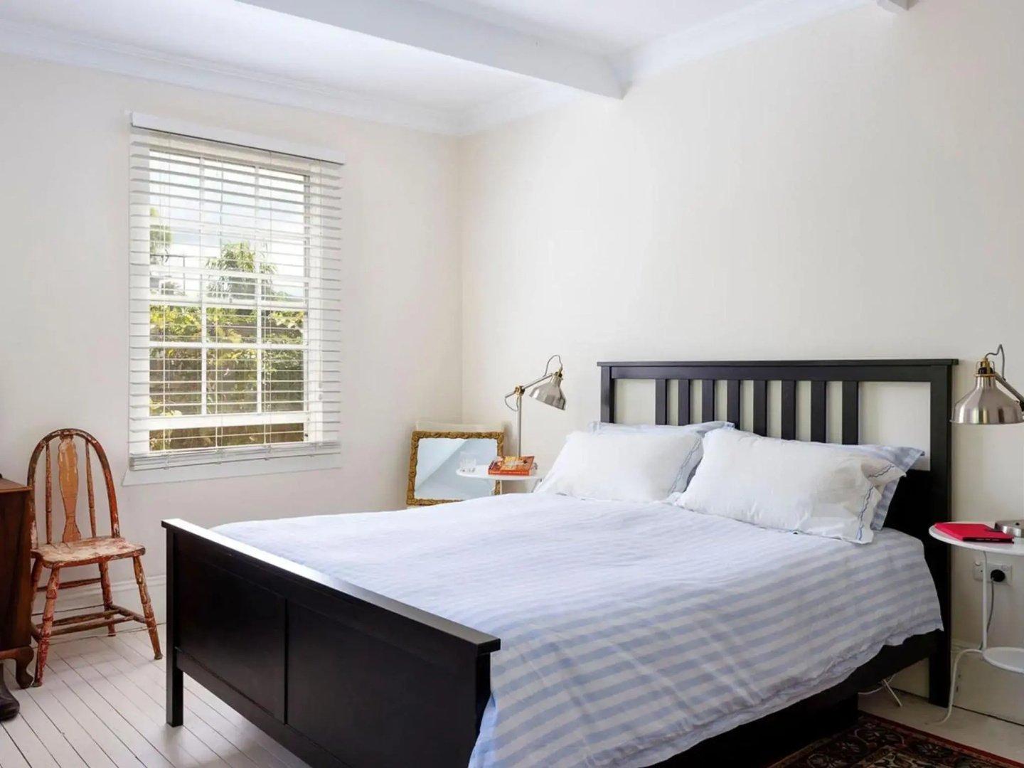 Witts Oasis Two traditional Tea Gardens cottages