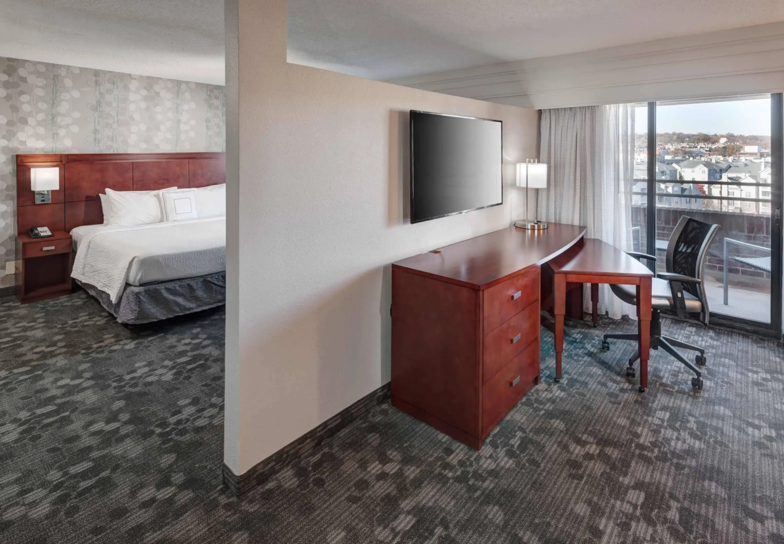 Courtyard by Marriott Alexandria Old Town/Southwest