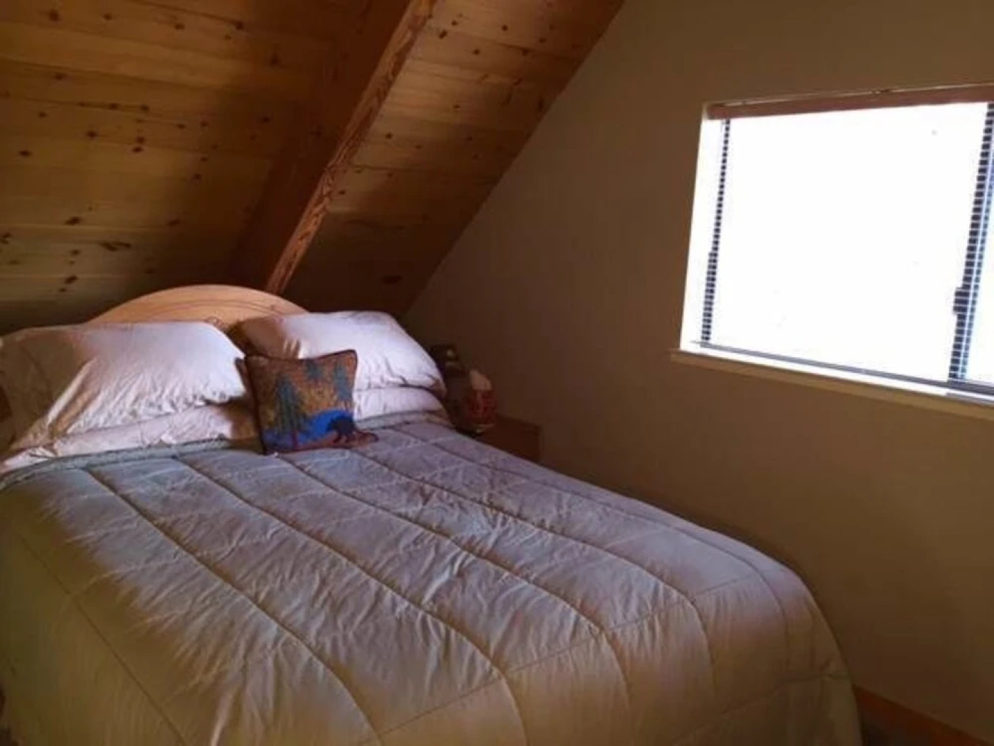 The Robin's Nest by RedAwning