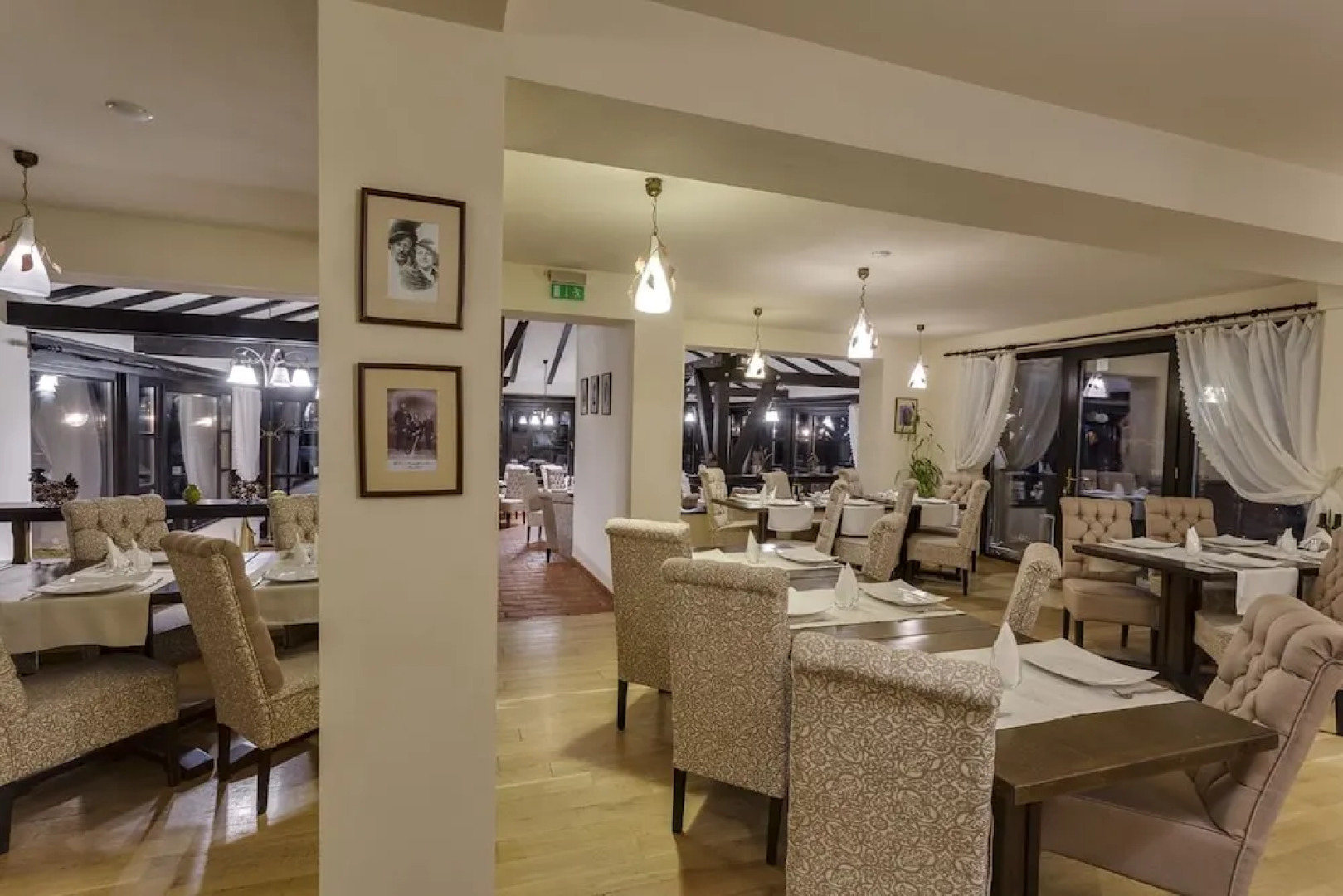 Casa din Bran- Inn Center