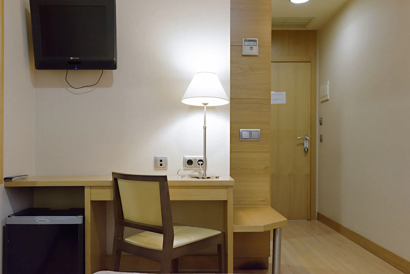 Хостел Windsor Puerta del Sol