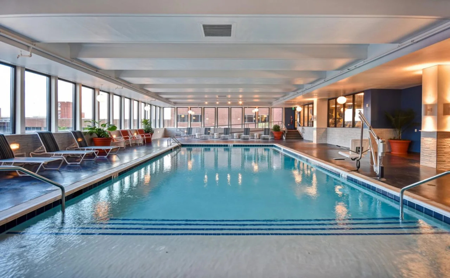 Holiday Inn Lancaster by IHG