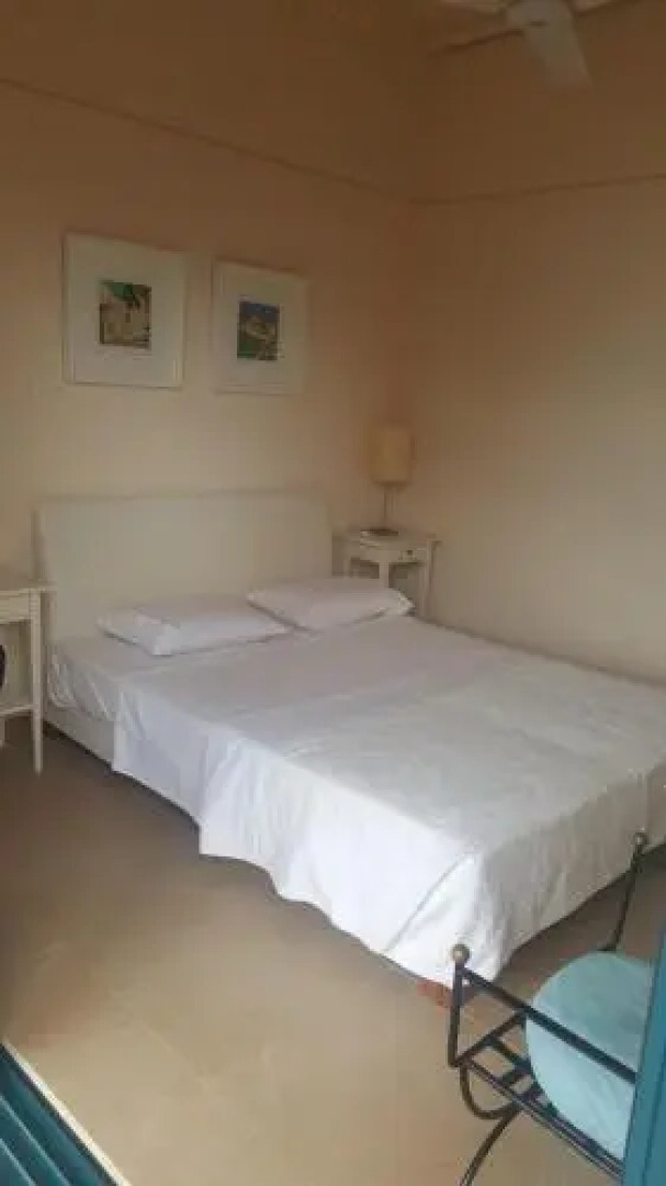 Bessie's Seaside Apartments