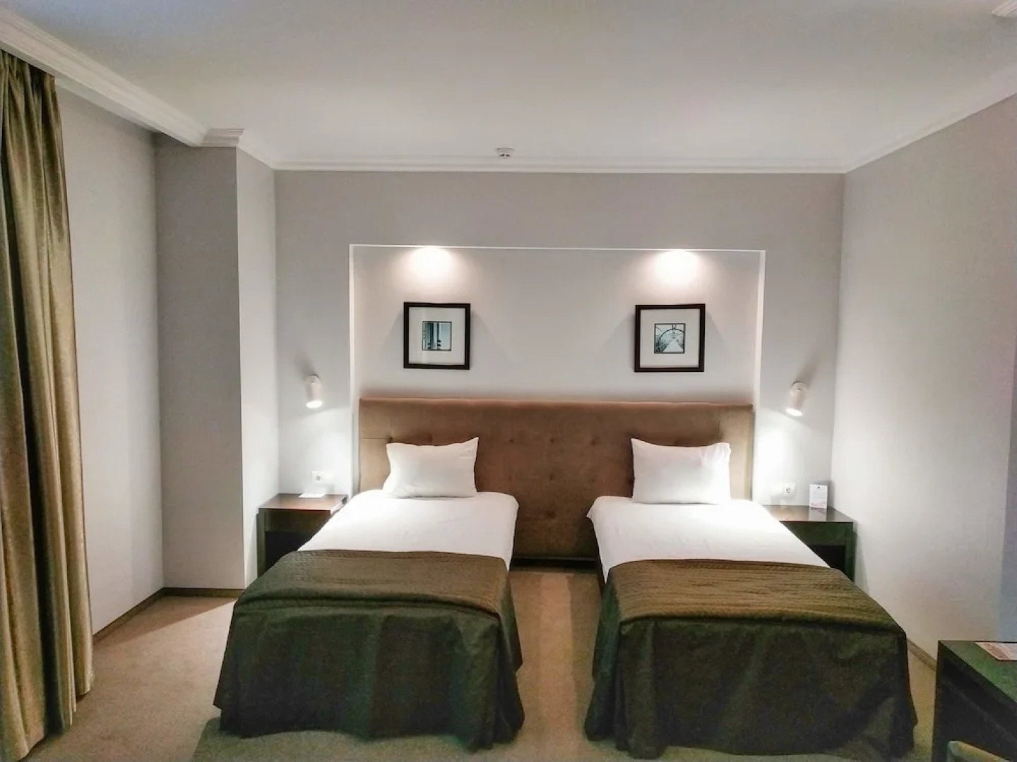 Гостинично-ресторанный комплекс с пляжем RiverSide