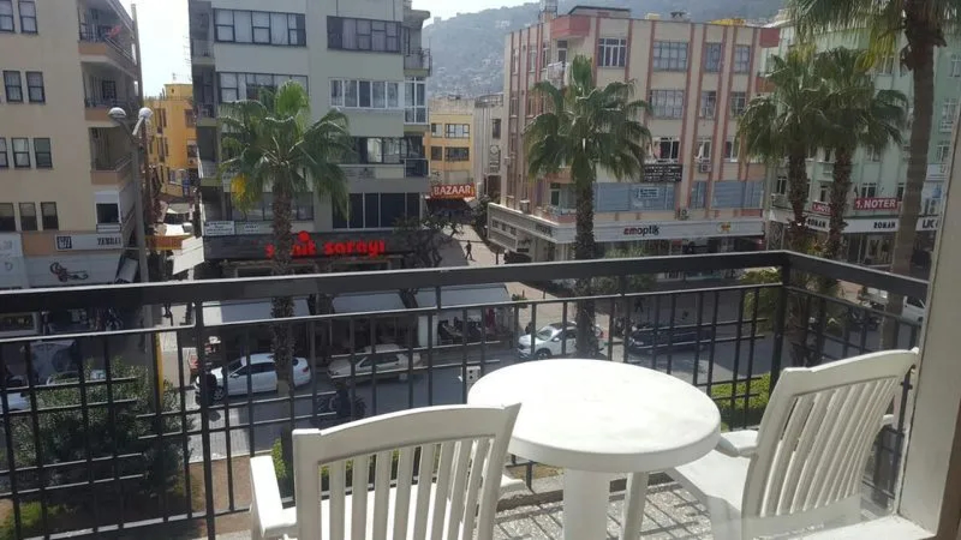 Guvenir Hotel