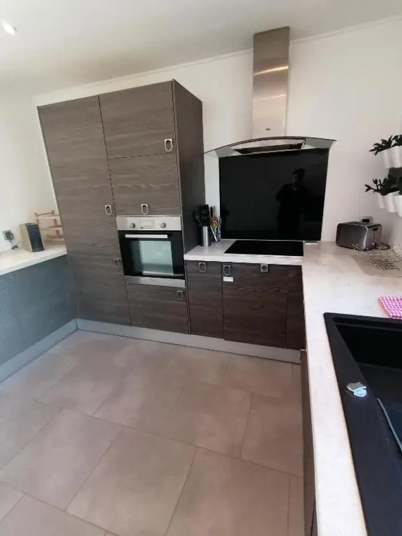 Bel appartement 76 m² dans maison avec vue mer