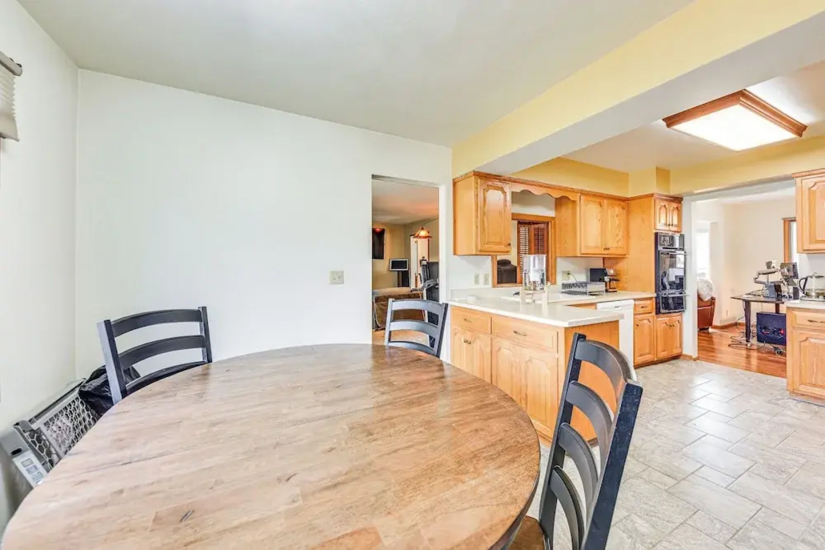 Convenient Racine Home: 4 Mi to Lake Michigan!