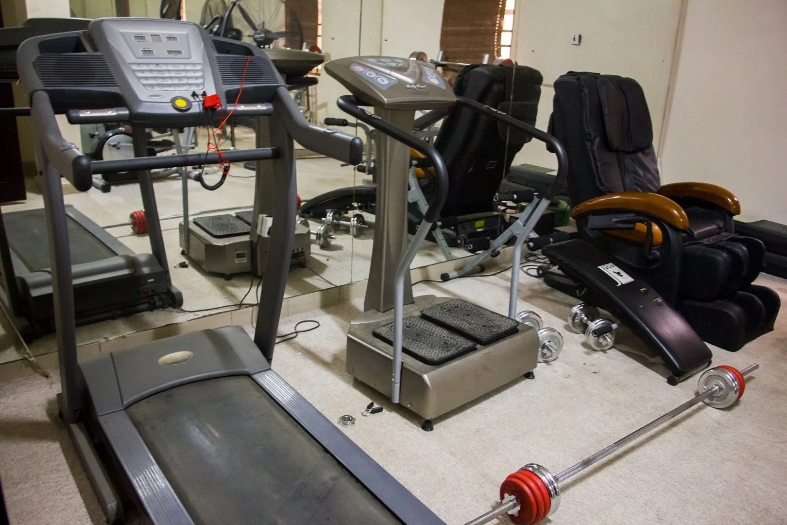 De' Bliss Hotel and Suites