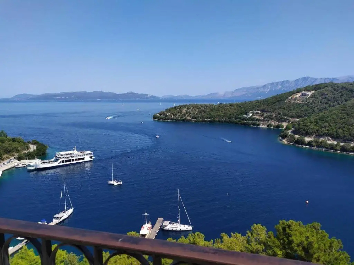 Meganisi Blue Villa & Studios