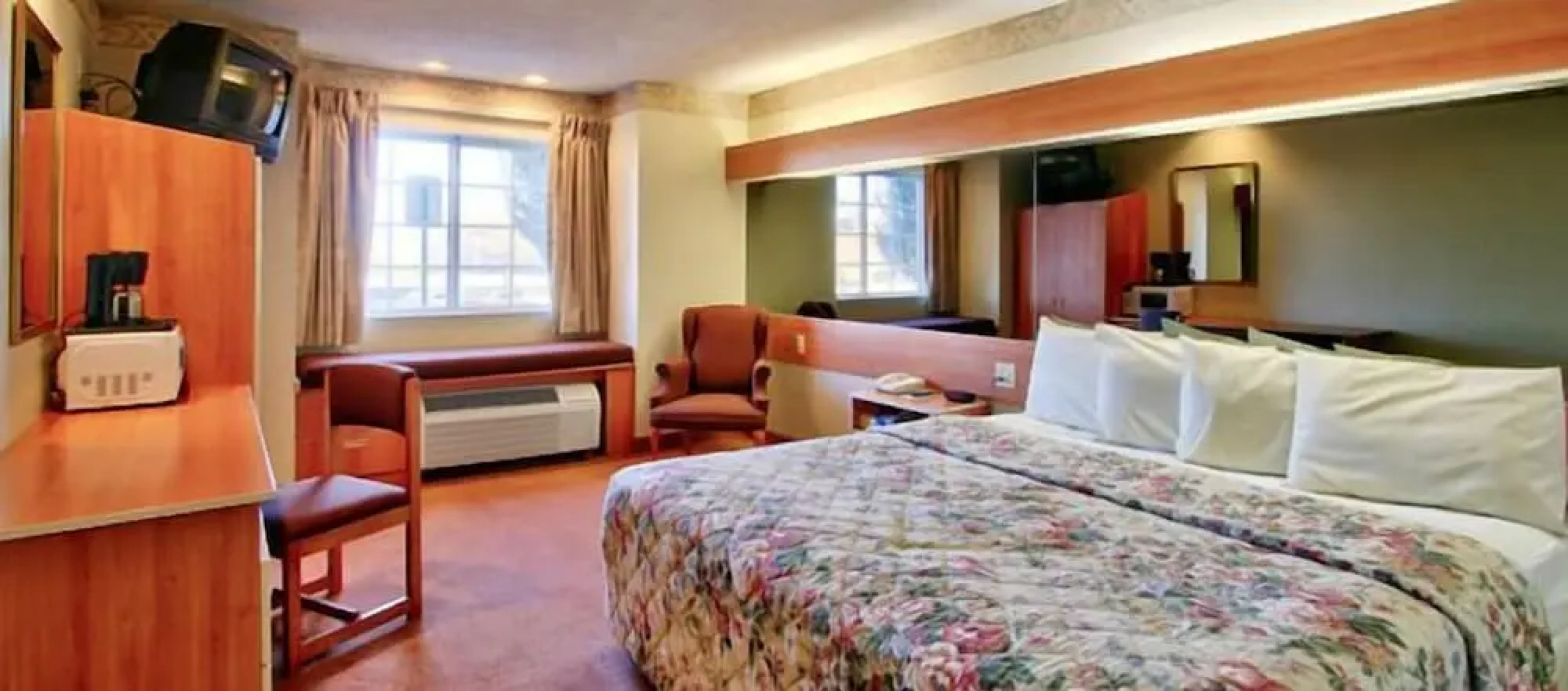 Western Skies Inn And Suites