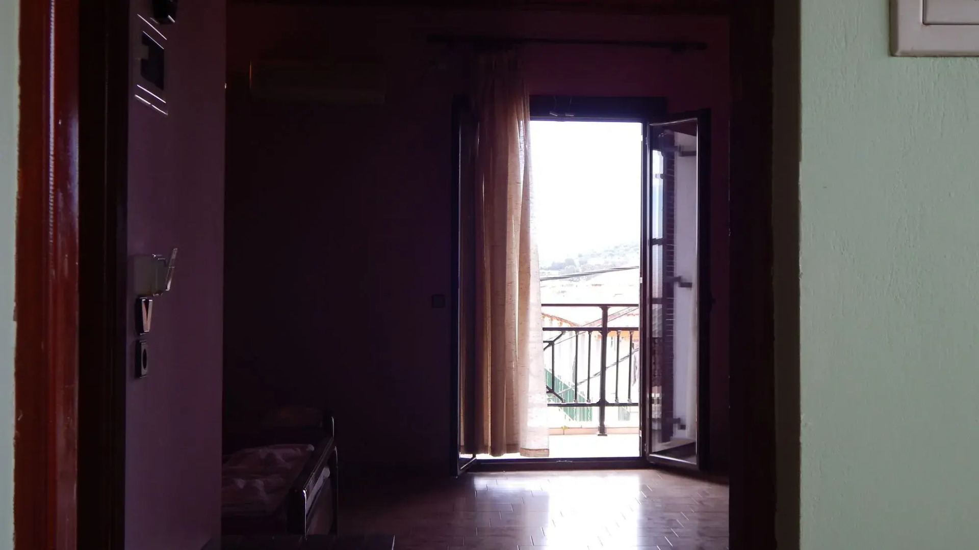 Petania Hotel & Apartments