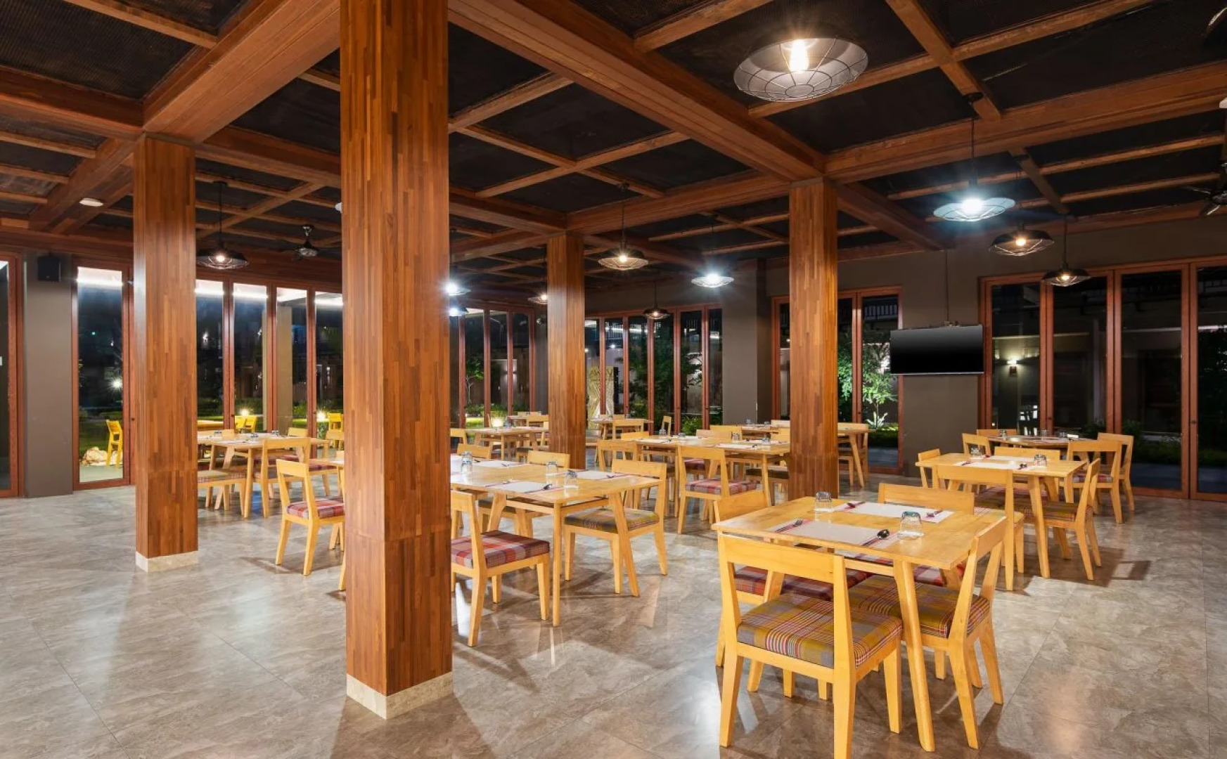 La Isla Pranburi Beach Resort