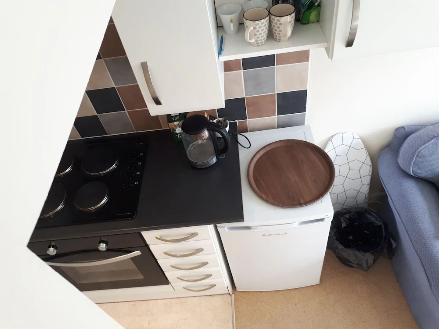 1 Bed Flat - Sleeps 2 - Pets - Garden - Parking