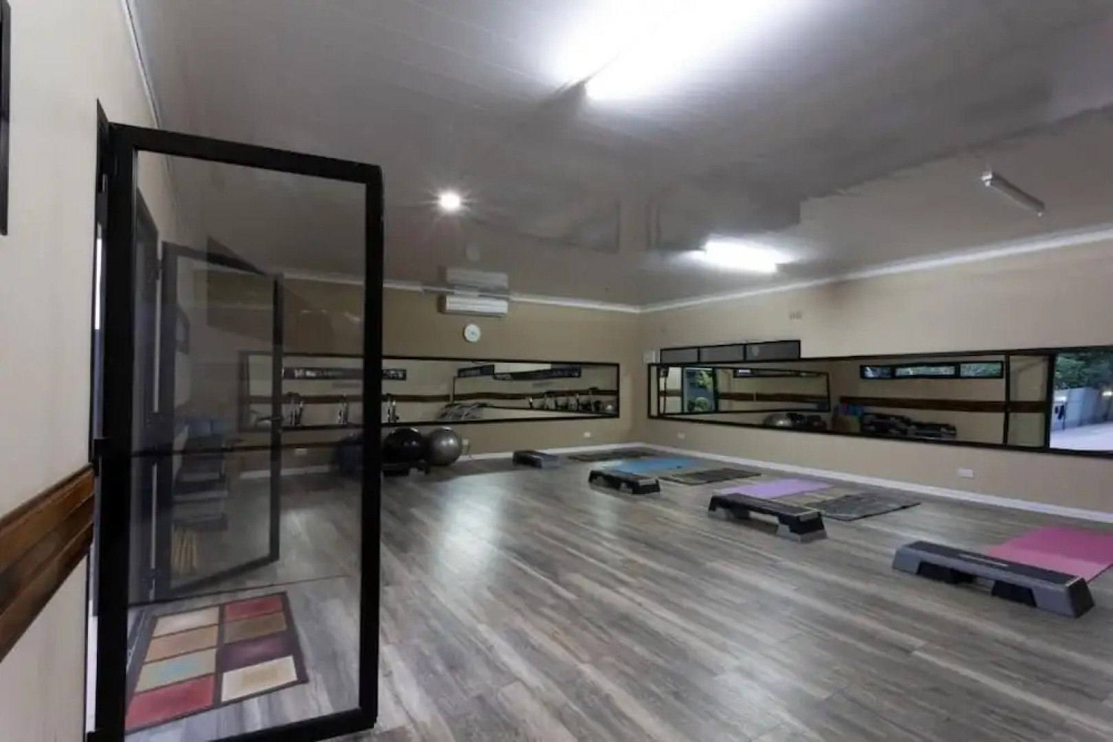 Fallsway Apartments Burley Court