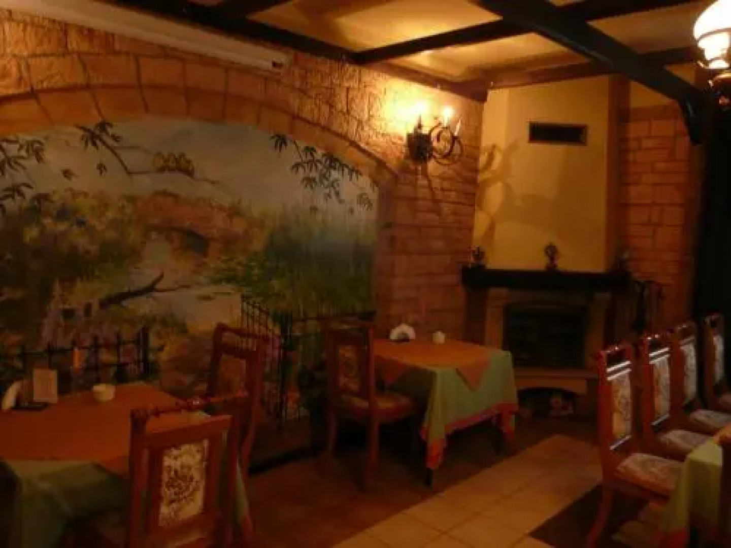 Azymut Hotel & Restaurant