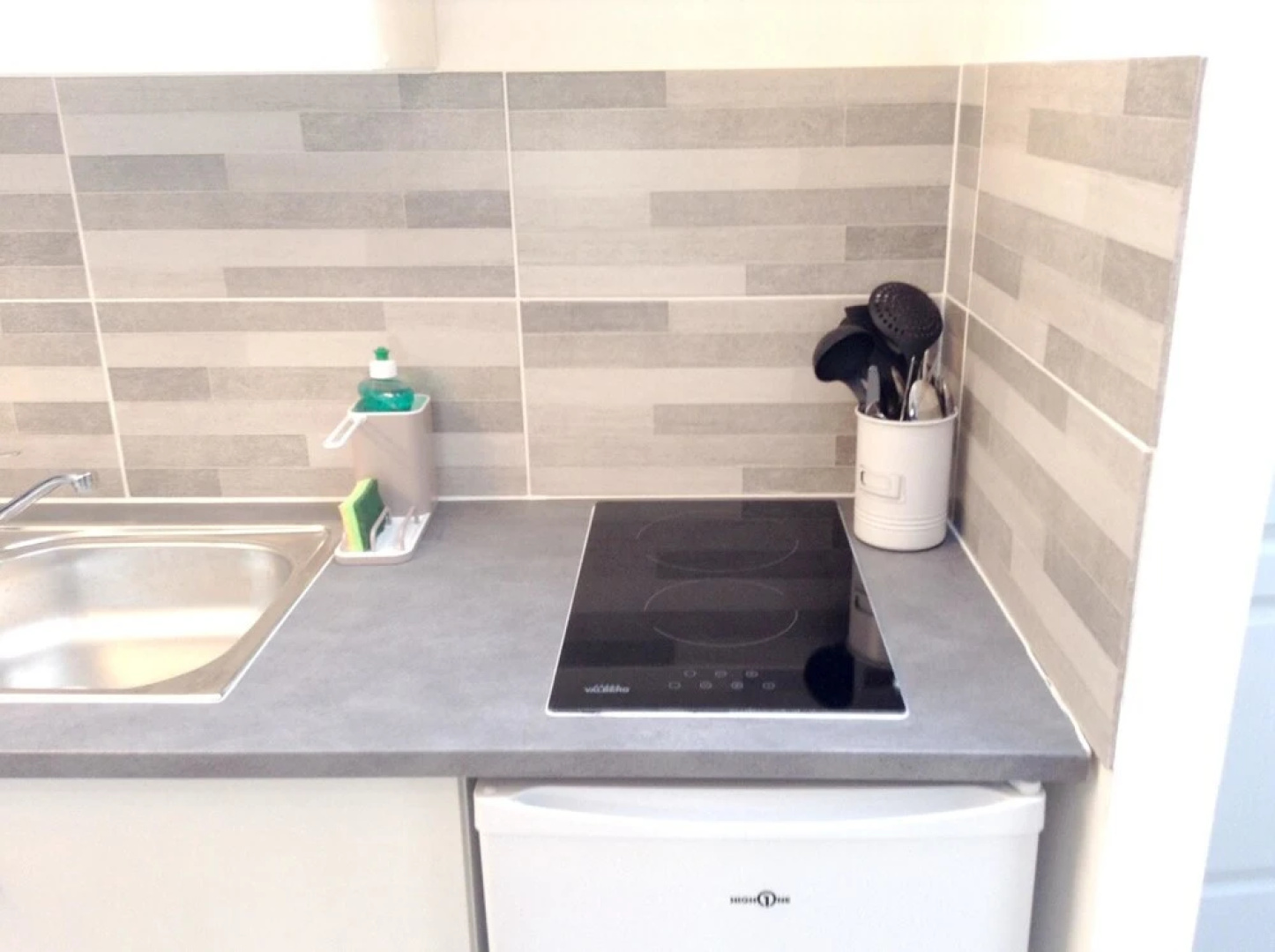 Studio in Couffoulens, With Furnished Terrace and Wifi - 75 km From the Beach