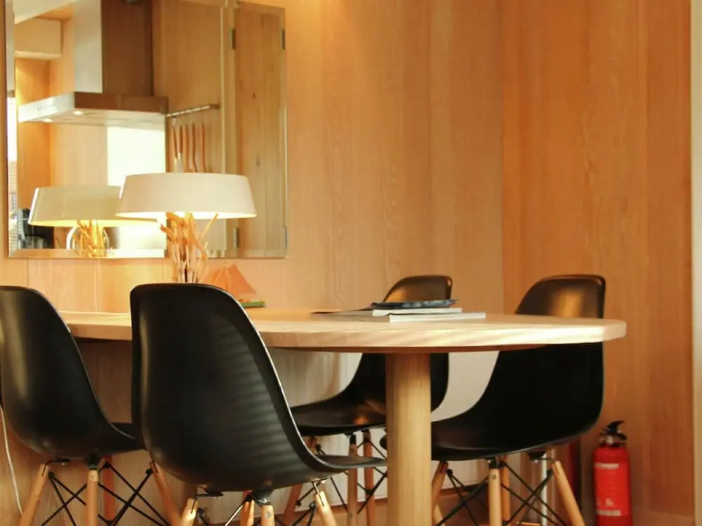 Holiday home for two people at a peaceful, central location in Heiloo near Egmond