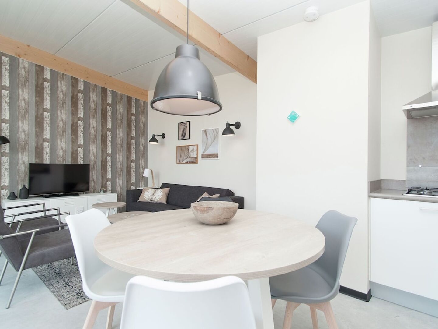 Modern Lodge With Nice Terrace, in Bloemendaal