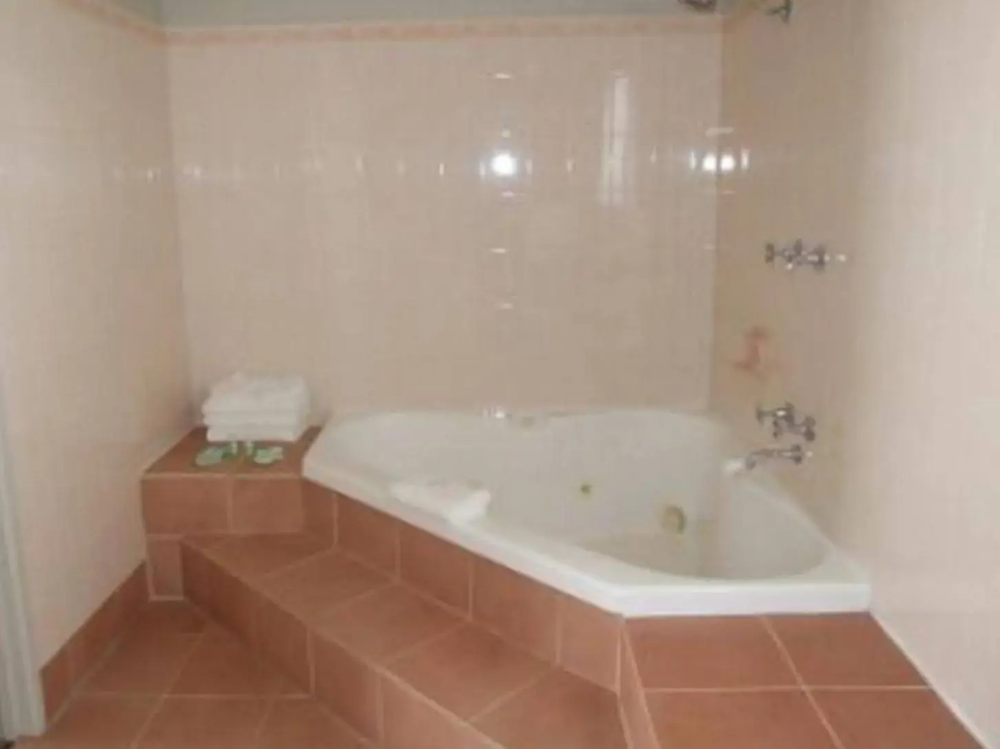 Abbotswood Motor Inn