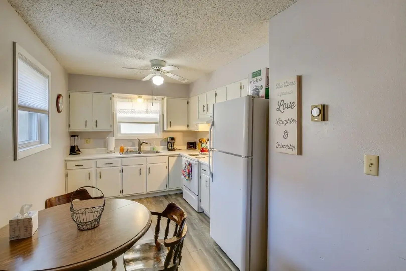 Downtown Pierre Apartment ~ 1/2 Mi to River!