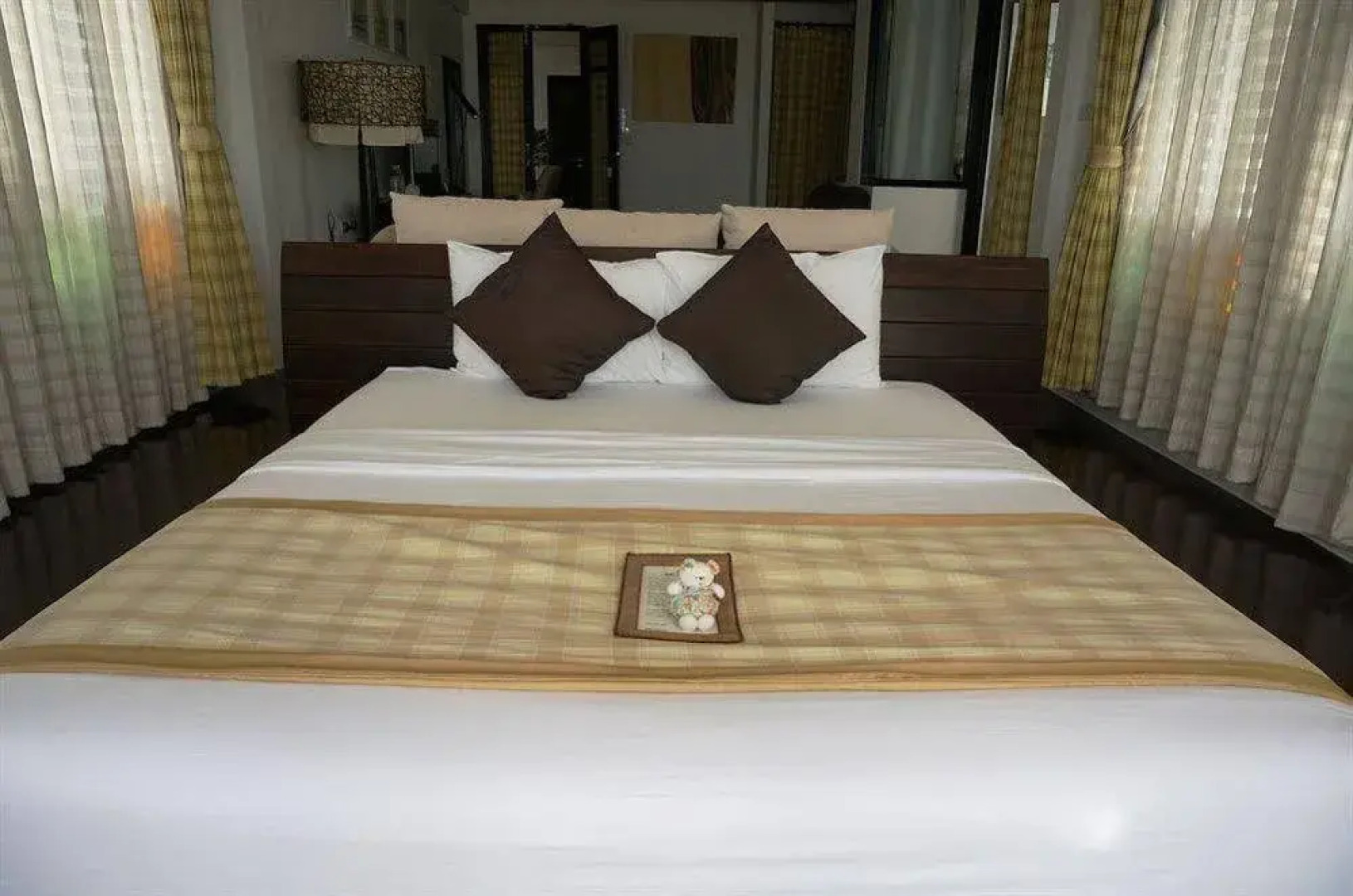 The Herbs By The Sea