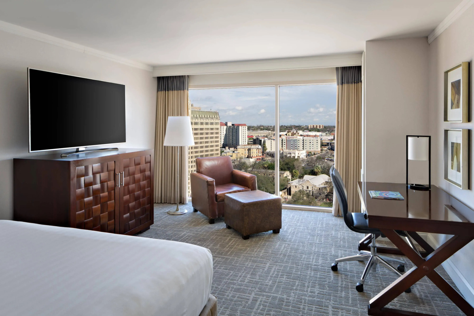 Hyatt Regency San Antonio Riverwalk